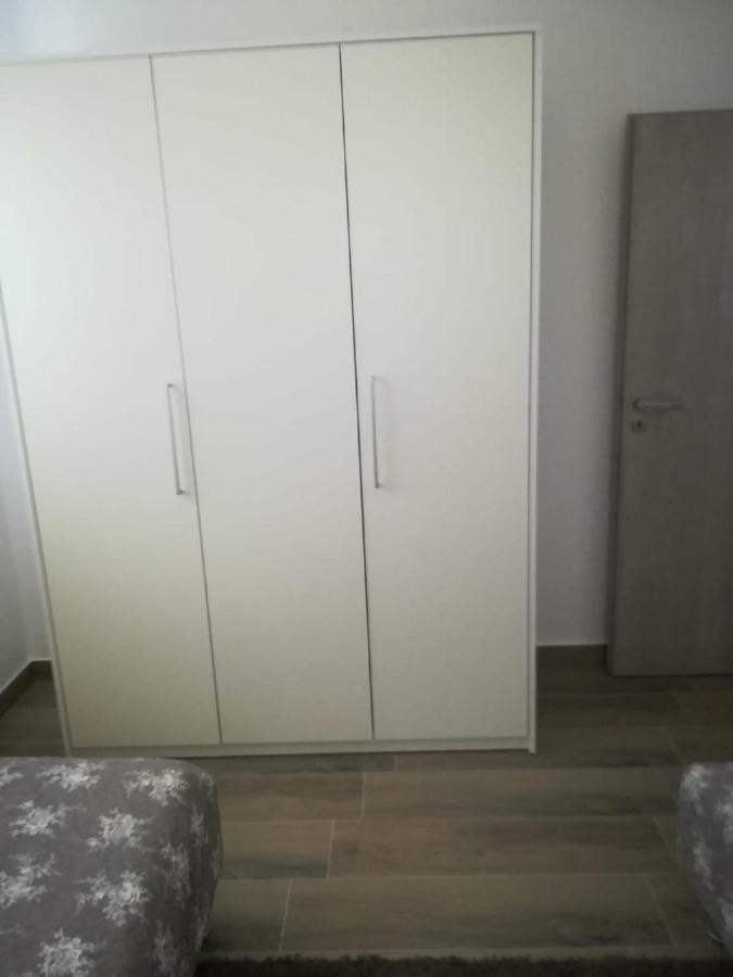 Apartment Villa Bijele Stijene Karlobag Zewnętrze zdjęcie